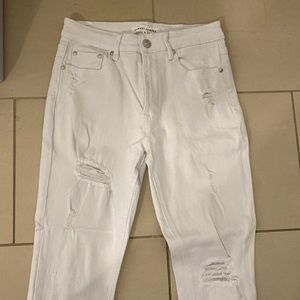 White skinny jeans